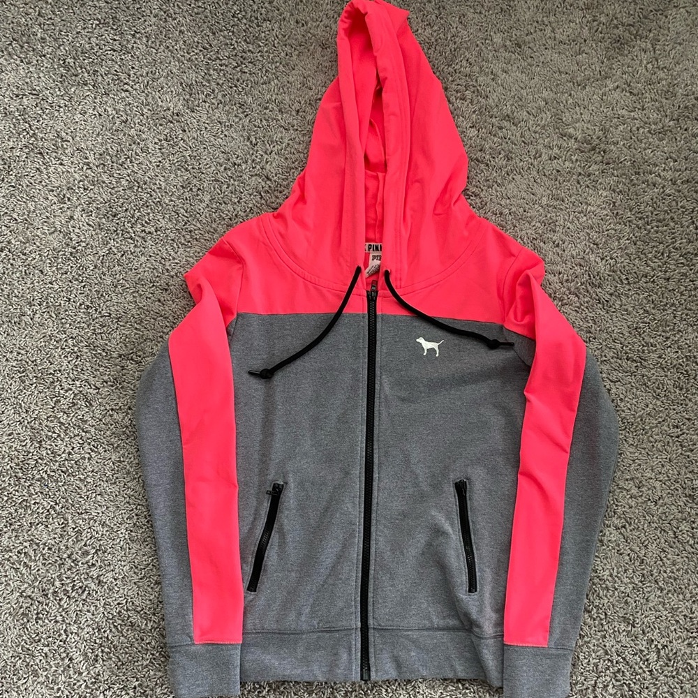 VS Pink sweatshirt